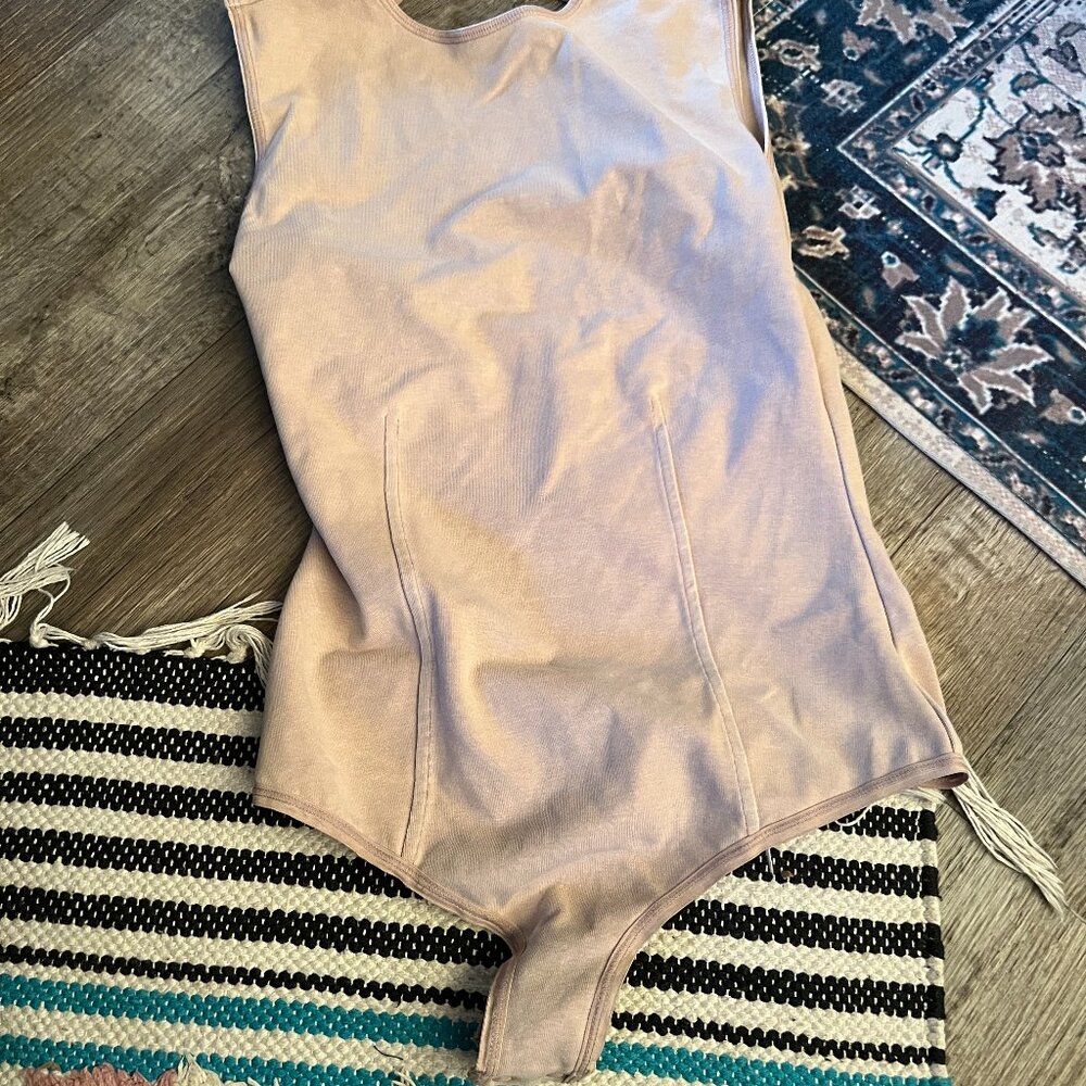 Skims open back bodysuit size xs - Picture 3 of 6
